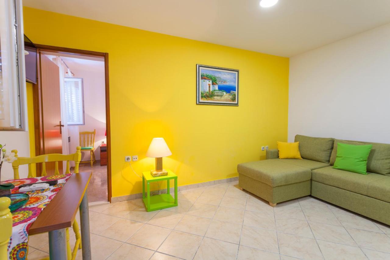 Apartments & Rooms Alagic มาคาร์สกา ภายนอก รูปภาพ