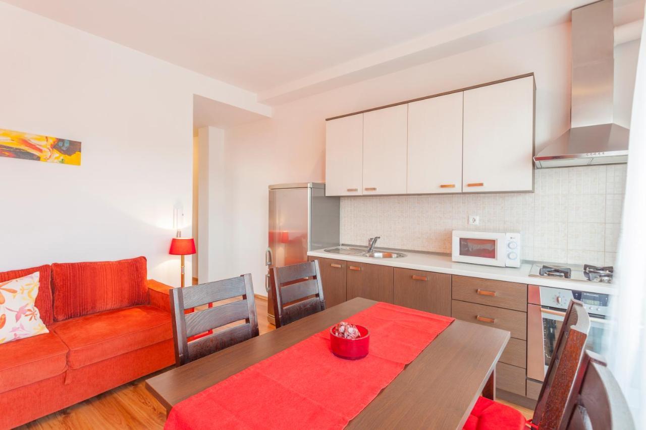 Apartments & Rooms Alagic มาคาร์สกา ภายนอก รูปภาพ