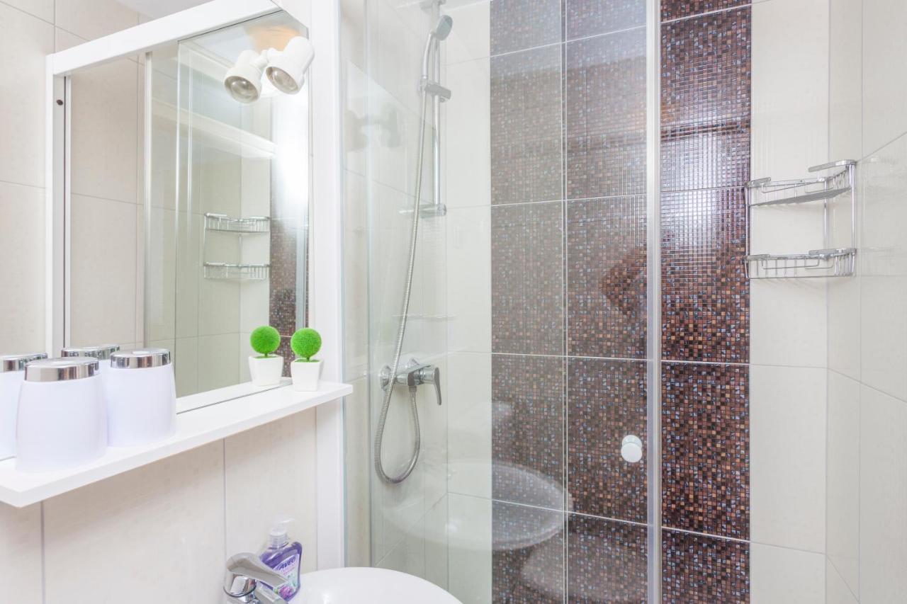 Apartments & Rooms Alagic มาคาร์สกา ภายนอก รูปภาพ